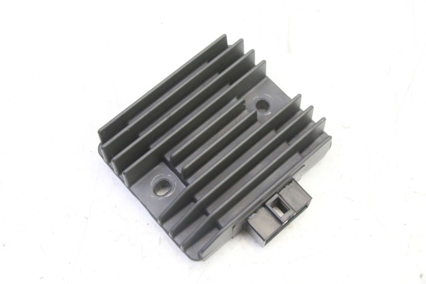 photo de REGULATOR ŁADOWANIA YAMAHA XJ6 ABS 600 (2008 - 2016) - Widok główny