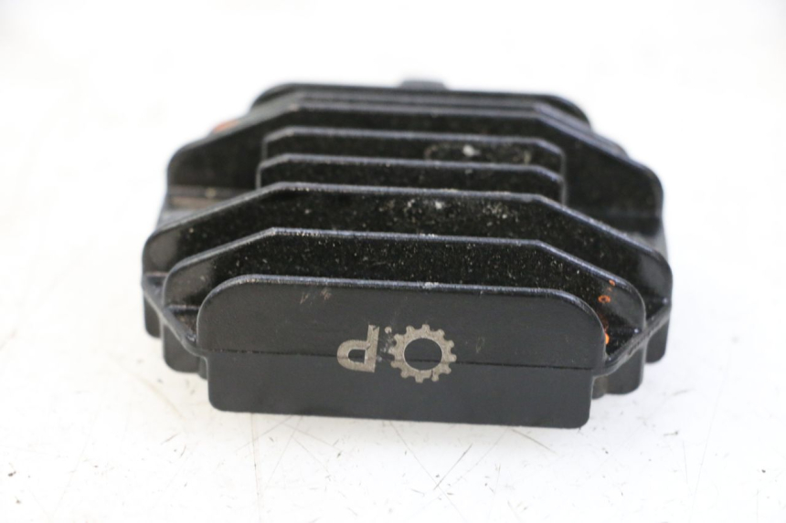 photo de REGULATOR ŁADOWANIA YAMAHA XJN DIVERSION 600 (2000 - 2003) - Inny kąt widzenia