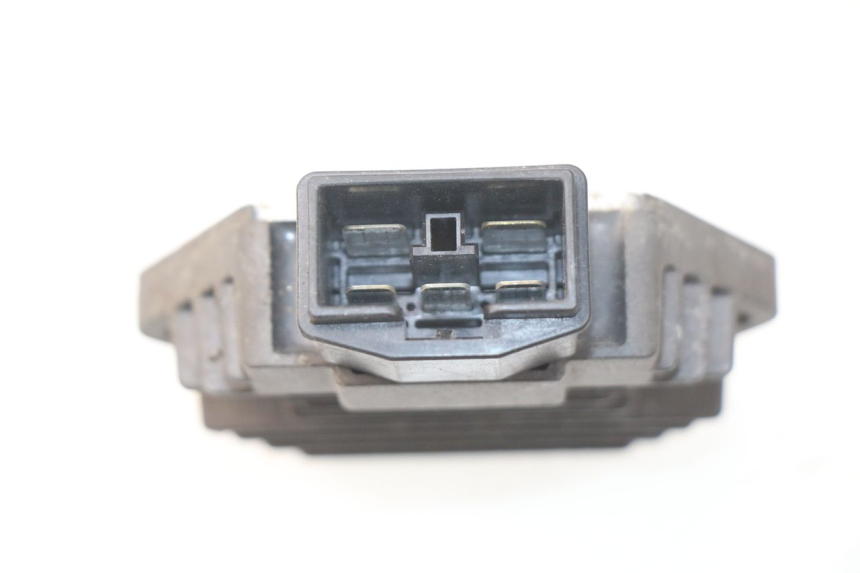 photo de REGULATOR ŁADOWANIA HONDA XLV VARADERO 125 (2000 - 2006) - Zoom stanu zużycia