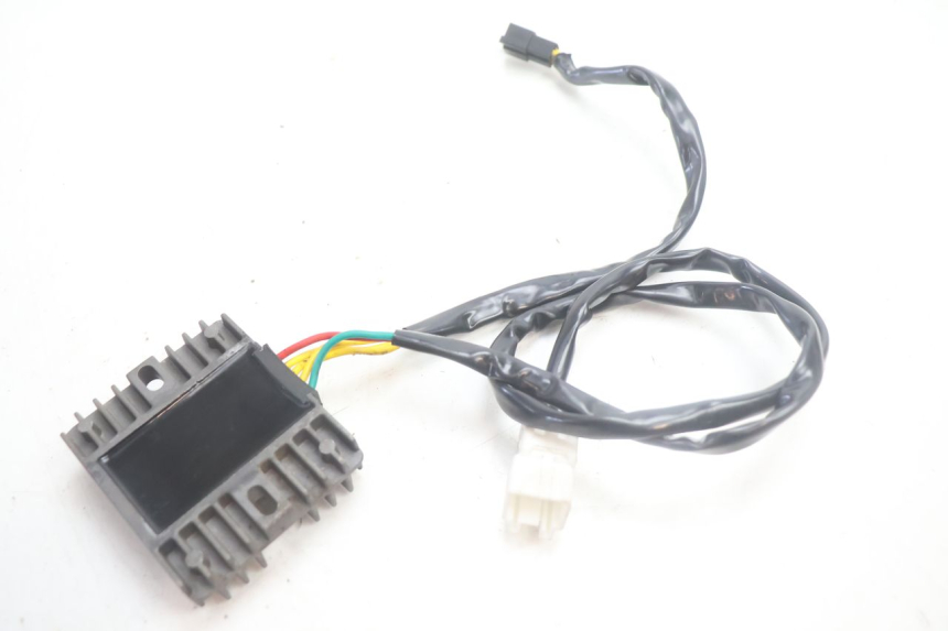 photo de REGULATOR ŁADOWANIA HONDA XLV VARADERO 125 (2007 - 2012) - Zoom stanu zużycia