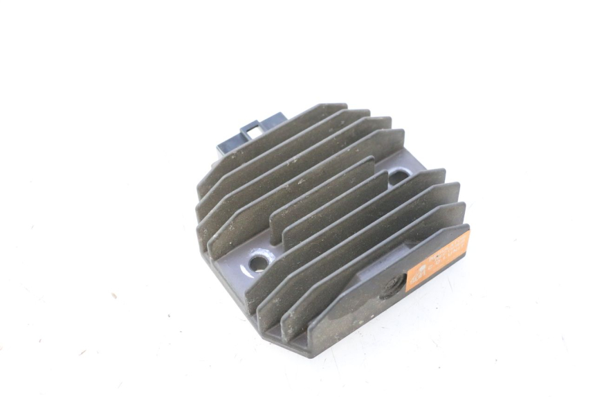 photo de REGULATOR ŁADOWANIA YAMAHA XP T-MAX ABS 500 (2005 - 2005) - Szczegół części