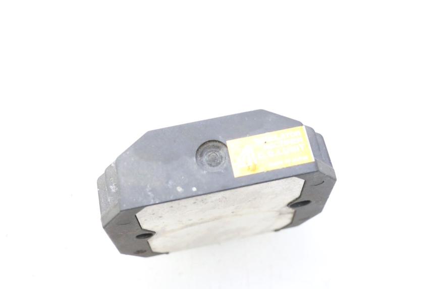 photo de REGULATOR ŁADOWANIA YAMAHA XP T-MAX ABS 500 (2005 - 2005) - Inny kąt widzenia
