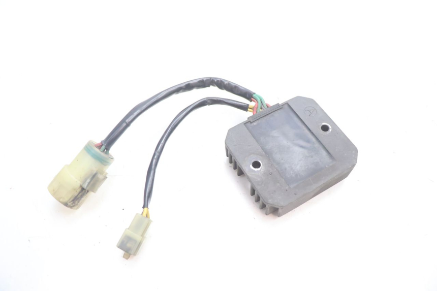 photo de REGULATOR ŁADOWANIA HONDA XRV AFRICA TWIN 750 (1990 - 1992) - Inny kąt widzenia