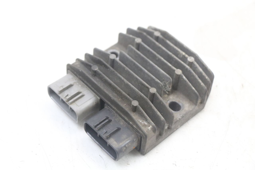 photo de REGULATOR ŁADOWANIA YAMAHA FJR ABS 1300 (2006 - 2012) - Stan powierzchni