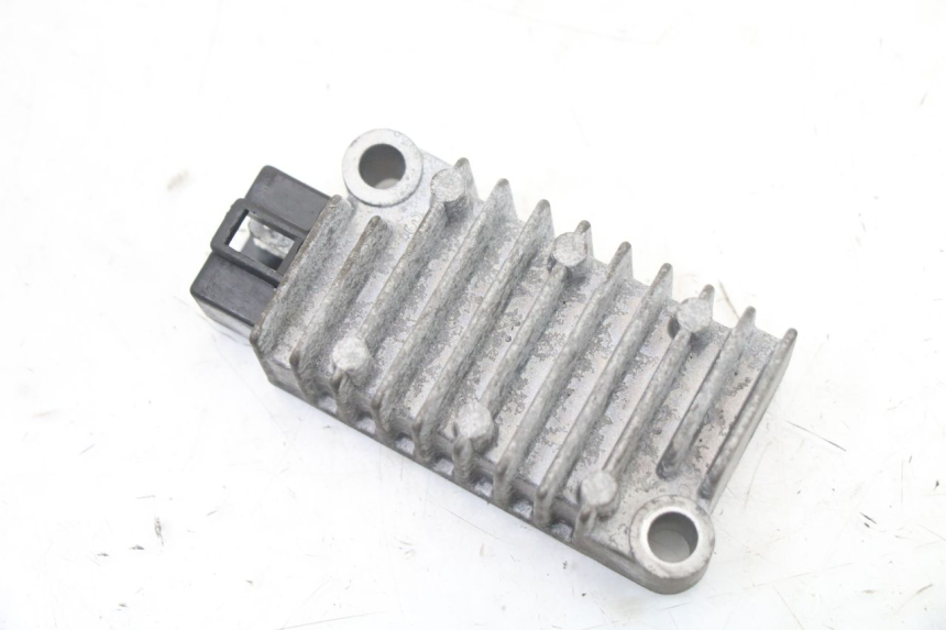 photo de REGULATOR ŁADOWANIA YAMAHA NEOS NEO'S 4T 50 (2008 - 2016) - Szczegół części