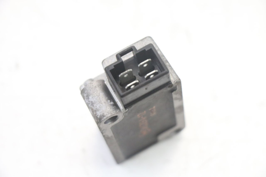 photo de REGULATOR ŁADOWANIA YAMAHA NEOS NEO'S 4T 50 (2008 - 2016) - Zoom stanu zużycia