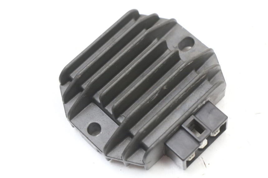 photo de REGULATOR ŁADOWANIA YAMAHA YP MAJESTY 125 (2002 - 2006) - Widok główny