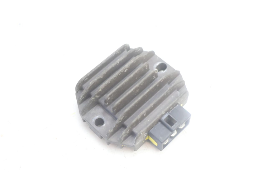 photo de REGULATOR ŁADOWANIA YAMAHA YP MAJESTY 125 (2002 - 2006) - Widok główny