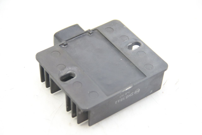 photo de REGULATOR ŁADOWANIA KAWASAKI Z ABS 1000 (2014 - 2020) - Zoom stanu zużycia