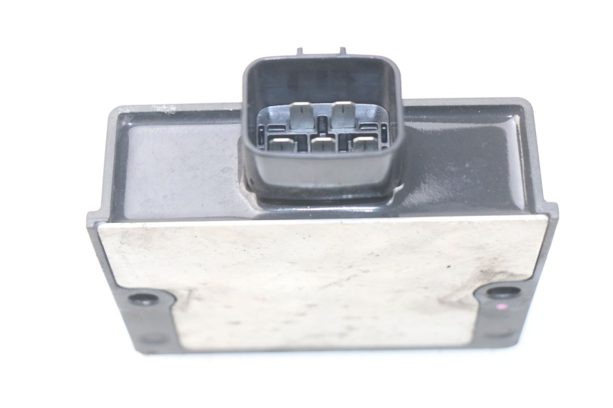 photo de REGULATOR ŁADOWANIA KAWASAKI Z Z900 900 (2017 - 2019) - Inny kąt widzenia