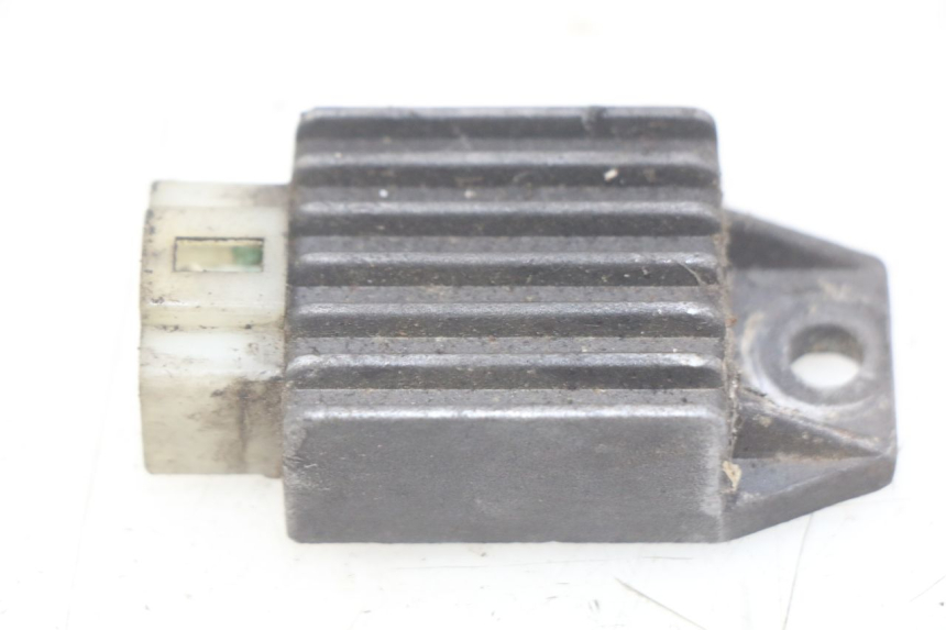 photo de REGULATOR ŁADOWANIA PEUGEOT ZENITH 50 (1994 - 1999) - Widok główny