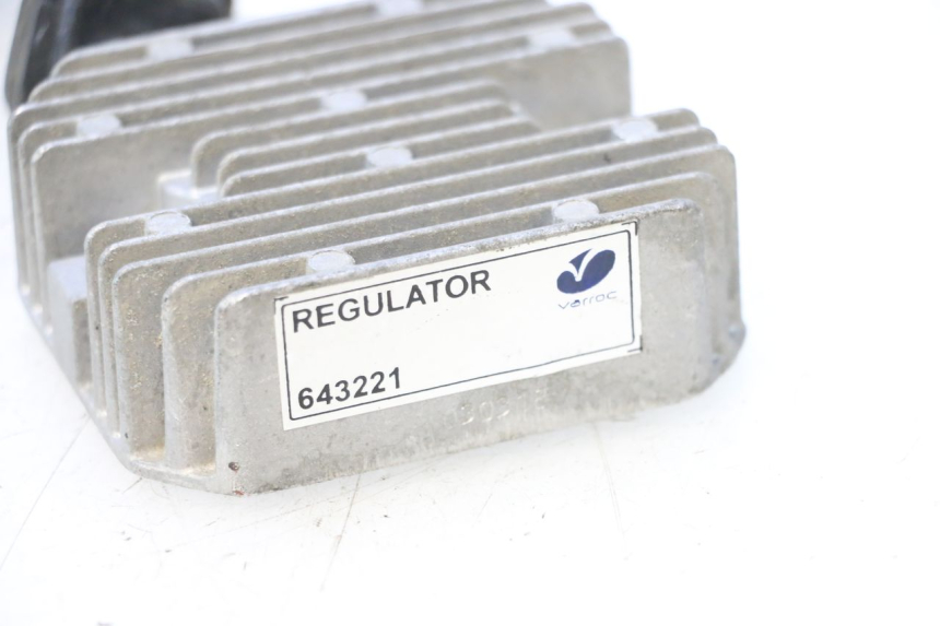 photo de REGULATOR ŁADOWANIA PIAGGIO ZIP 4T 50 (2018 - 2020) - Szczegół części
