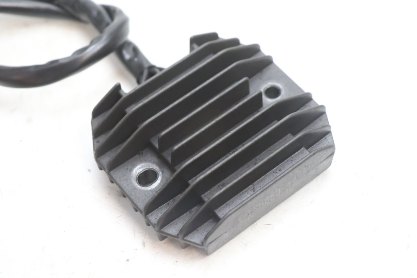 photo de REGULATOR ŁADOWANIA KAWASAKI ZX-6R ZX6R 600 (2000 - 2002) - Szczegół części