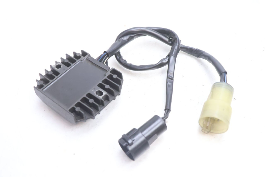 photo de REGULATOR ŁADOWANIA KAWASAKI ZX-6R ZX6R 600 (2000 - 2002) - Inny kąt widzenia