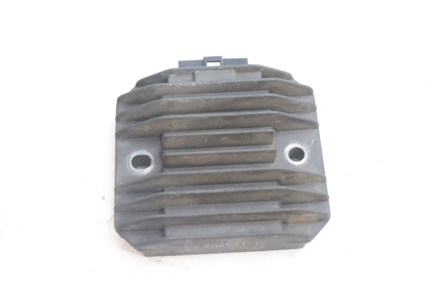 photo de REGULATOR ŁADOWANIA KAWASAKI ZX-6R ZX6R 600 (1995 - 1997) - Szczegół części