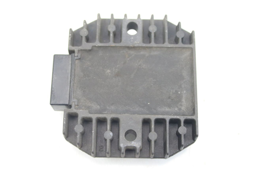 photo de REGULATOR ŁADOWANIA KAWASAKI ZZR 600 (1995 - 2004) - Inny kąt widzenia