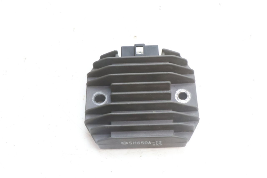 photo de REGULATOR ŁADOWANIA KAWASAKI ZZR 600 (1995 - 2004) - Szczegół części