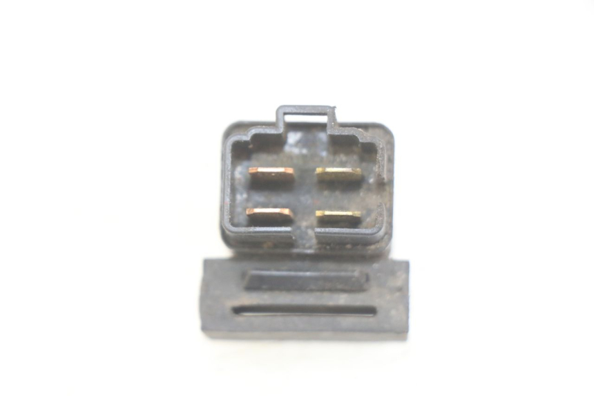 photo de PRZEKAŹNIK ROZRUCHU MBK BOOSTER SPIRIT 50 (1999 - 2003) - Inny kąt widzenia