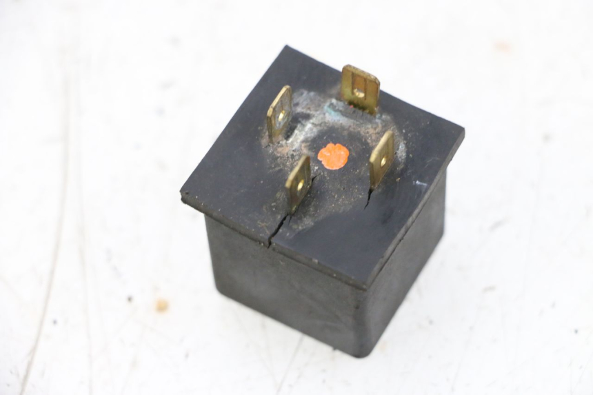 photo de PRZEKAŹNIK ROZRUCHU MBK BOOSTER SPIRIT NAKED 50 (2004 - 2017) - Szczegół części