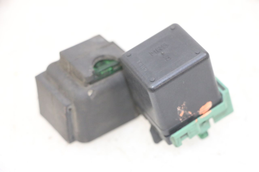 photo de PRZEKAŹNIK ROZRUCHU HONDA CBF 500 (2004 - 2007) - Szczegół części