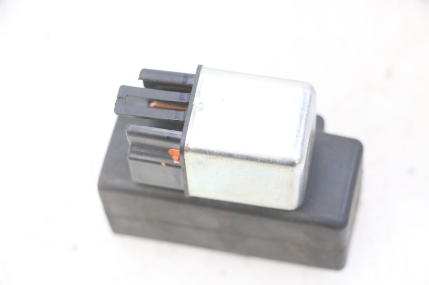 photo de PRZEKAŹNIK ROZRUCHU HONDA CRF-F CRF F 110 (2019 - 2022) - Zbliżenie techniczne