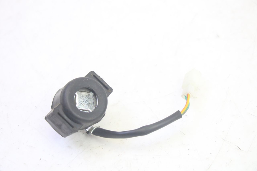 photo de PRZEKAŹNIK ROZRUCHU SYM CROX 4T 50 (2016 - 2023) - Inny kąt widzenia