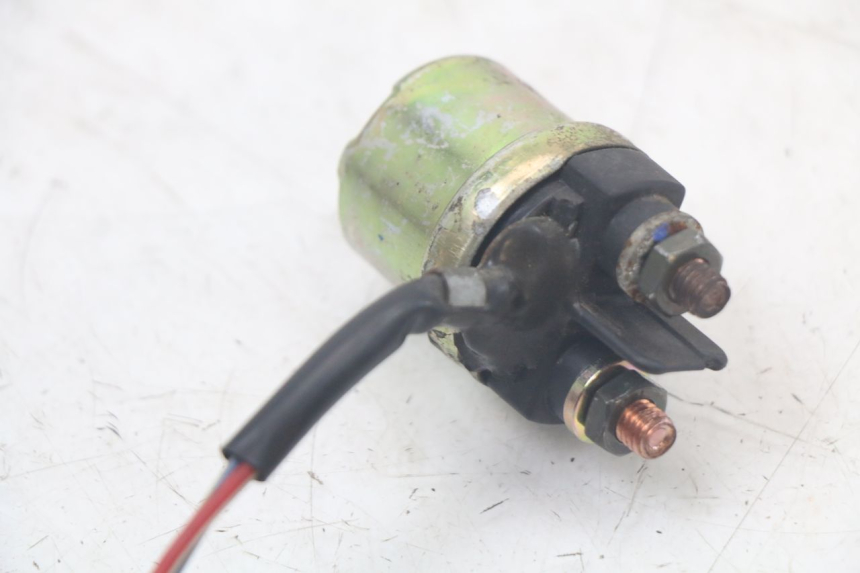 photo de PRZEKAŹNIK ROZRUCHU MBK FLAME X 125 (2004 - 2007) - Zbliżenie techniczne