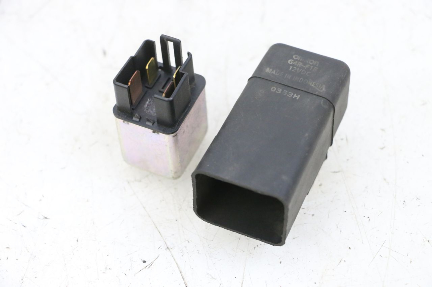 photo de PRZEKAŹNIK ROZRUCHU MBK FLIPPER 115 (2013 - 2017) - Zbliżenie techniczne