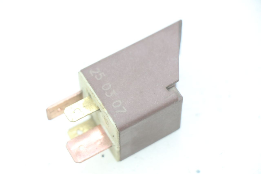 photo de PRZEKAŹNIK ROZRUCHU PIAGGIO FLY 100 (2006 - 2010) - Widok główny