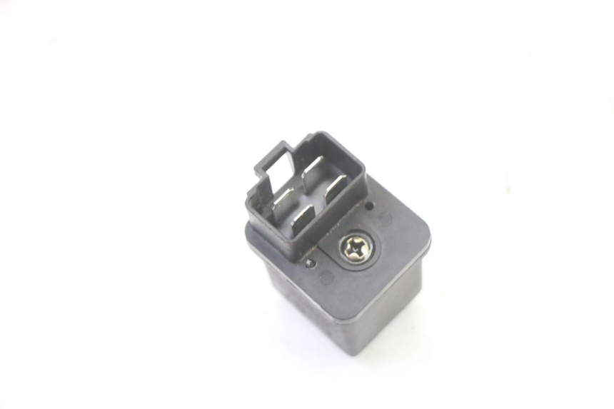 photo de PRZEKAŹNIK ROZRUCHU PEUGEOT KISBEE 2T 50 (2010 - 2017) - Zoom stanu zużycia