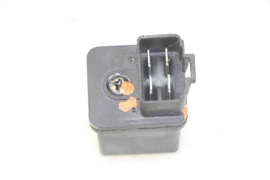 photo de PRZEKAŹNIK ROZRUCHU PEUGEOT KISBEE 4T 50 (2018 - 2022) - Zoom stanu zużycia