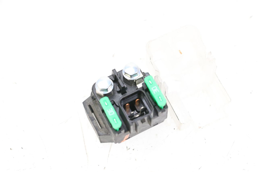 photo de PRZEKAŹNIK ROZRUSZNIKA YAMAHA MT-07 MT07 ABS 700 (2018 - 2020) - Zbliżenie techniczne