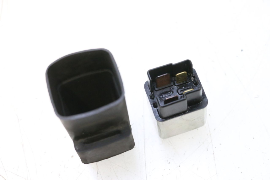 photo de PRZEKAŹNIK ROZRUCHU YAMAHA NEOS NEO'S 4T 50 (2008 - 2016) - Inny kąt widzenia