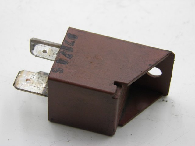 photo de PRZEKAŹNIK ROZRUCHU PIAGGIO BEVERLY 125 (2005 - 2007) - Widok główny