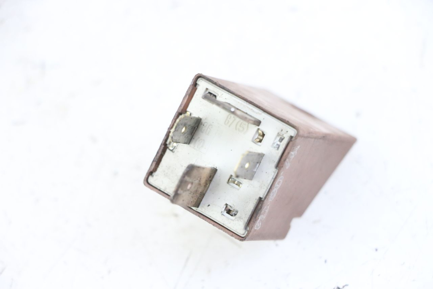 photo de PRZEKAŹNIK ROZRUCHU PIAGGIO VESPA GRANTURISMO 200 (2004 - 2005) - Szczegół części