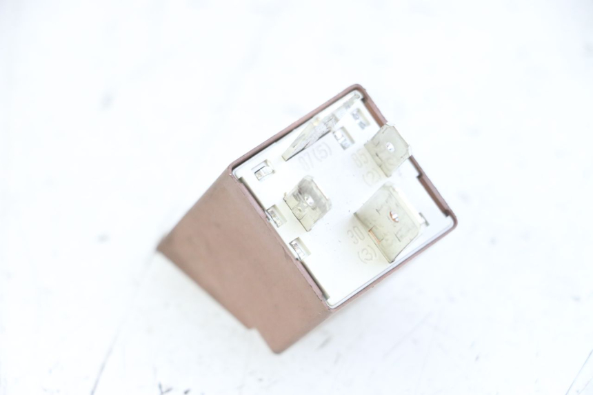 photo de PRZEKAŹNIK ROZRUCHU PIAGGIO VESPA LX 150 (2005 - 2013) - Zoom stanu zużycia