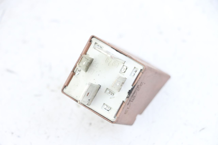 photo de PRZEKAŹNIK ROZRUCHU PIAGGIO VESPA S 2T 50 (2007 - 2014) - Szczegół części