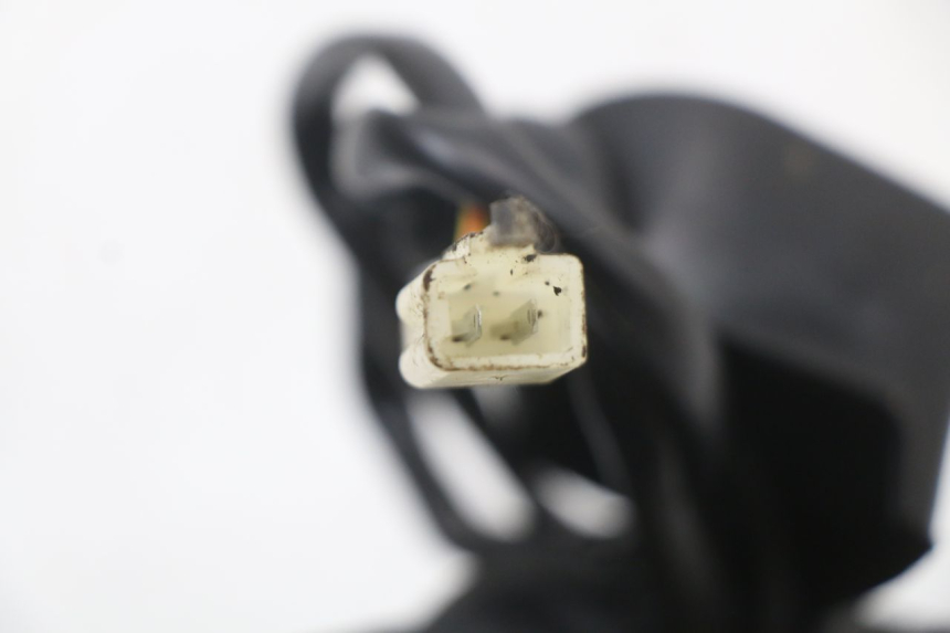 photo de PRZEKAŹNIK ROZRUCHU TNT MOTOR ROMA 10' 2T 50 (2011 - 2018) - Zbliżenie techniczne