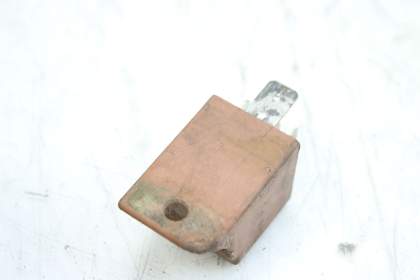 photo de PRZEKAŹNIK ROZRUCHU APRILIA SCARABEO 100 (2003 - 2012) - Zoom stanu zużycia