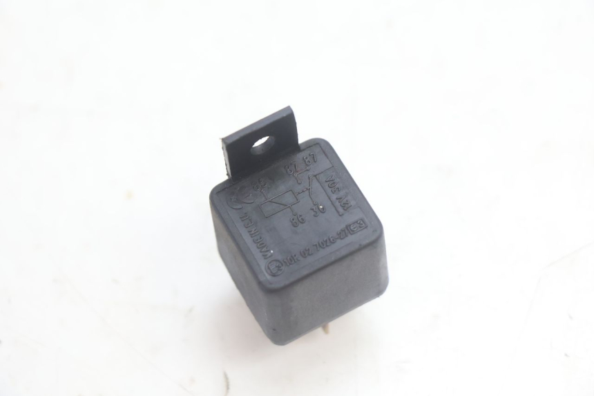 photo de PRZEKAŹNIK ROZRUCHU YAMAHA SLIDER 50 (1999 - 2004) - Inny kąt widzenia