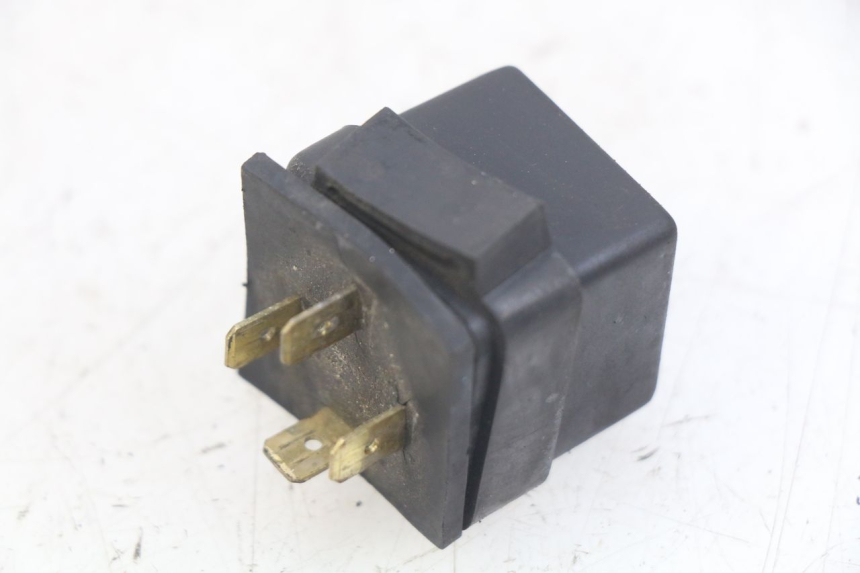 photo de PRZEKAŹNIK ROZRUCHU MBK STUNT NAKED 50 (2004 - 2018) - Szczegół części