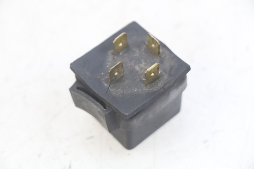 photo de PRZEKAŹNIK ROZRUCHU MBK STUNT NAKED 50 (2004 - 2018) - Zoom stanu zużycia