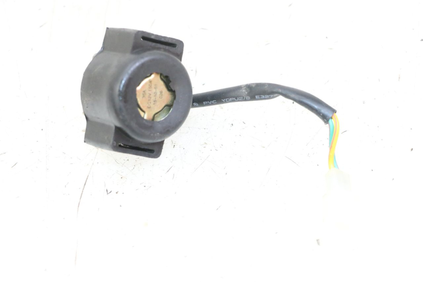 photo de PRZEKAŹNIK ROZRUCHU SYM ORBIT 2 4T 50 (2008 - 2017) - Inny kąt widzenia