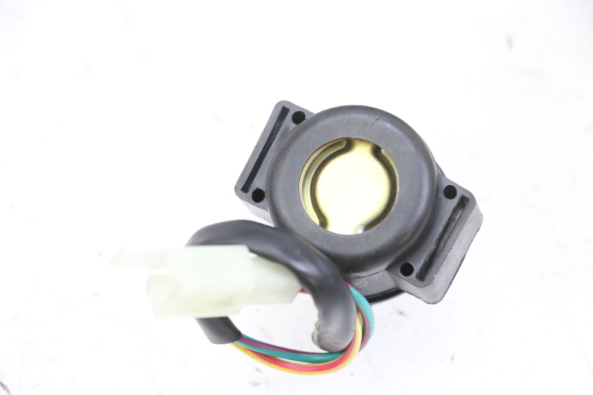 photo de PRZEKAŹNIK ROZRUCHU PEUGEOT TWEET PRO EFI 4T 50 (2021 - 2022) - Inny kąt widzenia