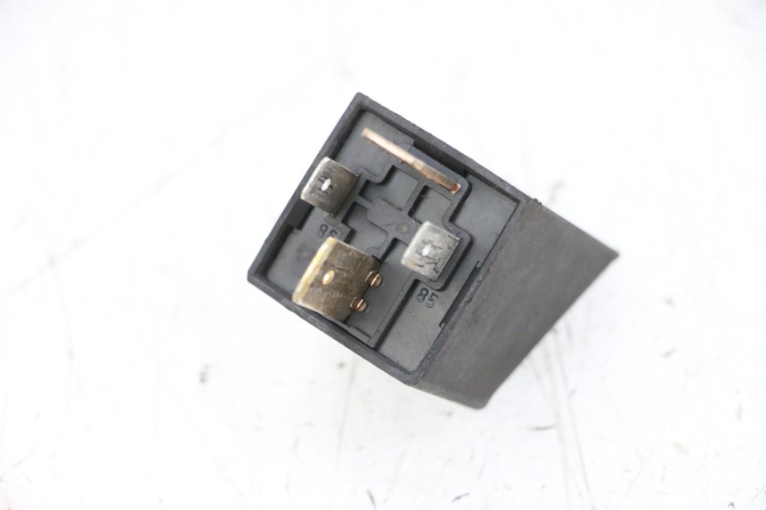 photo de PRZEKAŹNIK ROZRUCHU PIAGGIO VESPA GTS SUPER IE 125 (2009 - 2016) - Szczegół części