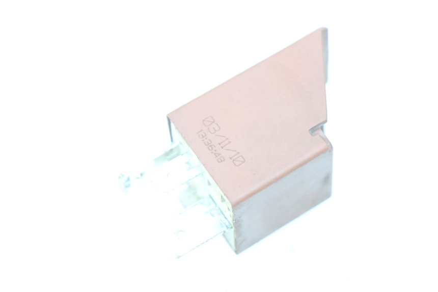 photo de PRZEKAŹNIK ROZRUCHU PIAGGIO VESPA LX 2T 50 (2005 - 2013) - Szczegół części