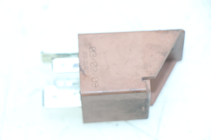 photo de PRZEKAŹNIK ROZRUCHU PIAGGIO VESPA LXV 125 (2006 - 2009) - Szczegół części