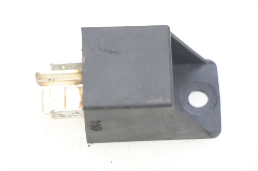 photo de PRZEKAŹNIK ROZRUCHU PIAGGIO VESPA S 2T 50 (2007 - 2014) - Szczegół części