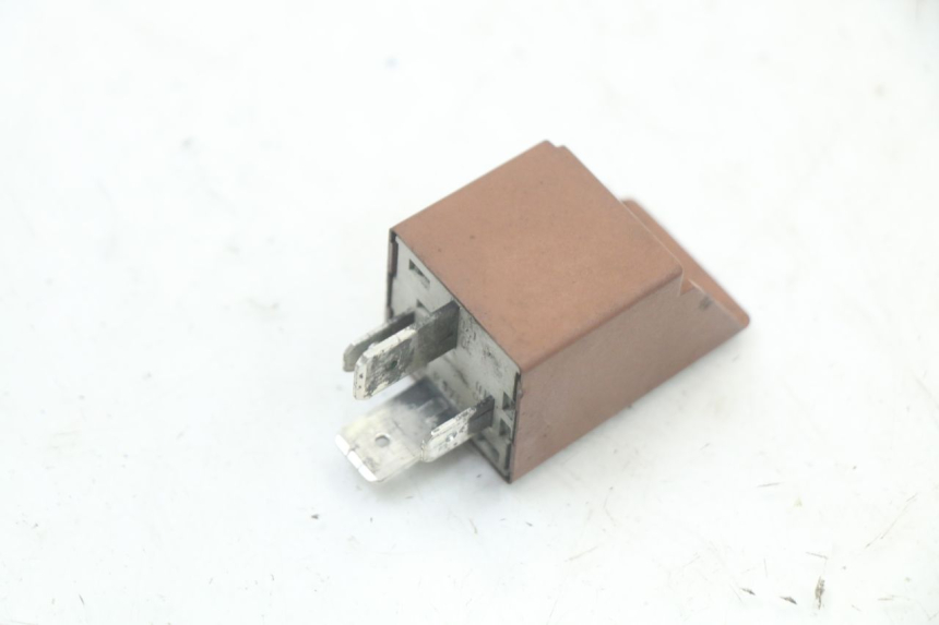 photo de PRZEKAŹNIK ROZRUCHU PIAGGIO XEVO - X EVO 125 (2007 - 2017) - Szczegół części