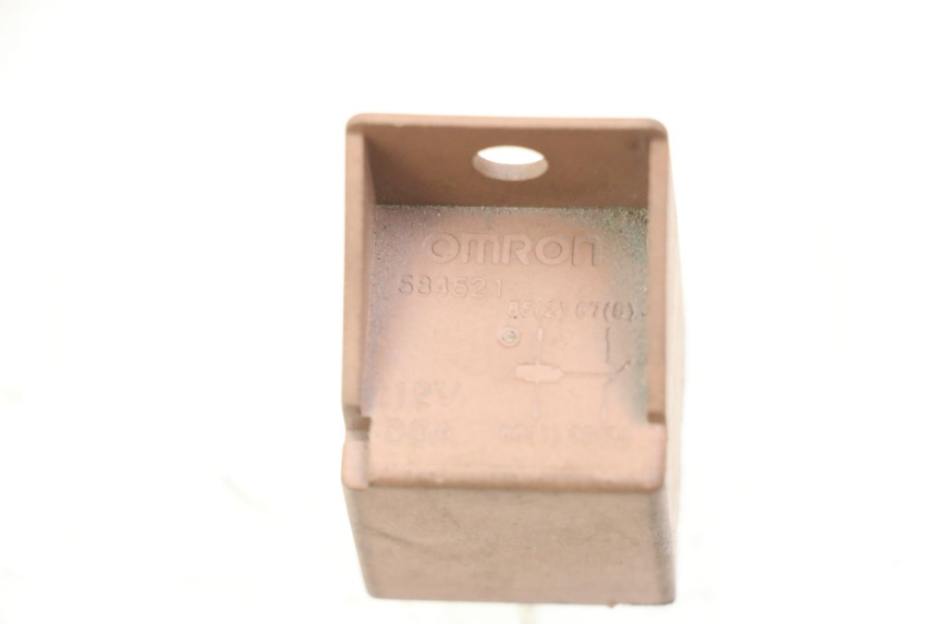 photo de PRZEKAŹNIK ROZRUCHU PIAGGIO XEVO - X EVO 125 (2007 - 2017) - Szczegół części